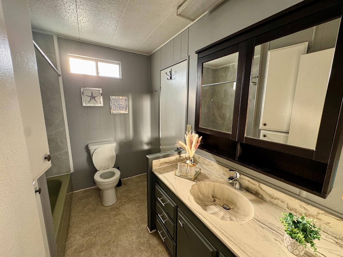 Detail Gallery Image 9 of 12 For 411 Lewis Rd #256,  San Jose,  CA 95111 - 2 Beds | 2 Baths
