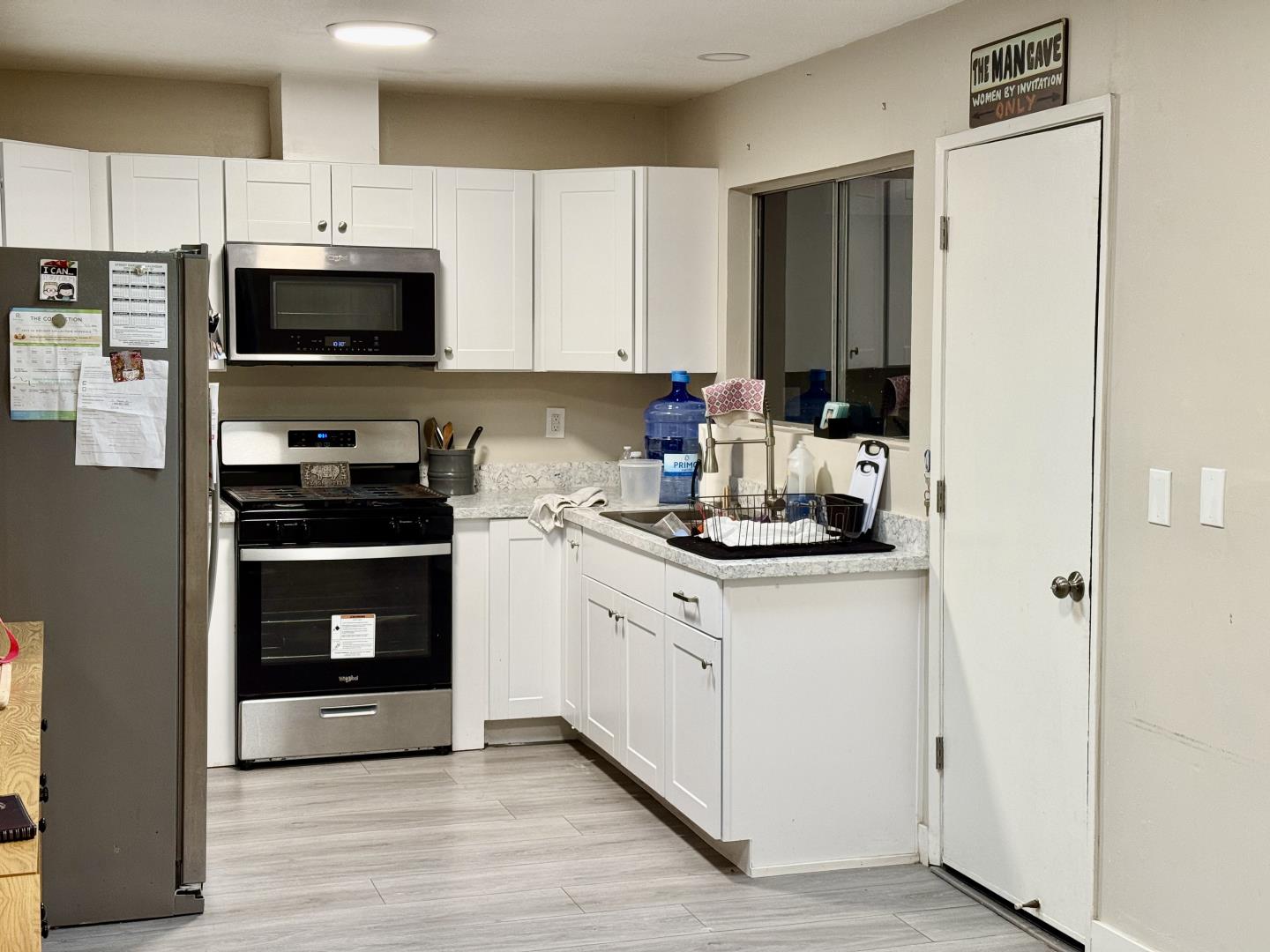 Detail Gallery Image 11 of 13 For 464 Fellom Ct, Gilroy,  CA 95020 - 4 Beds | 2 Baths