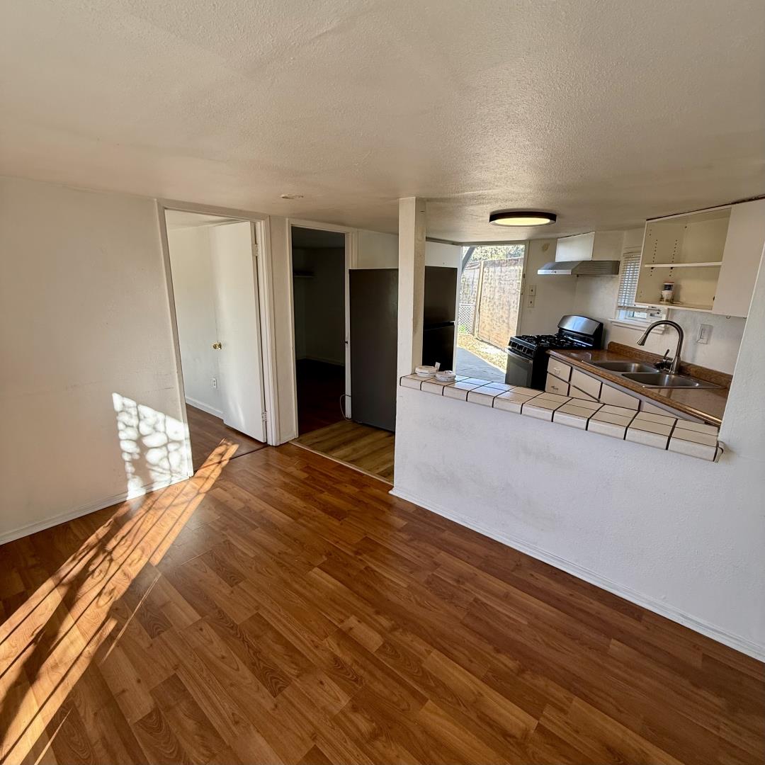 Detail Gallery Image 30 of 33 For 464 Fellom Ct, Gilroy,  CA 95020 - 4 Beds | 2 Baths