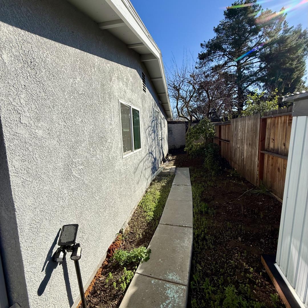 Detail Gallery Image 32 of 33 For 464 Fellom Ct, Gilroy,  CA 95020 - 4 Beds | 2 Baths