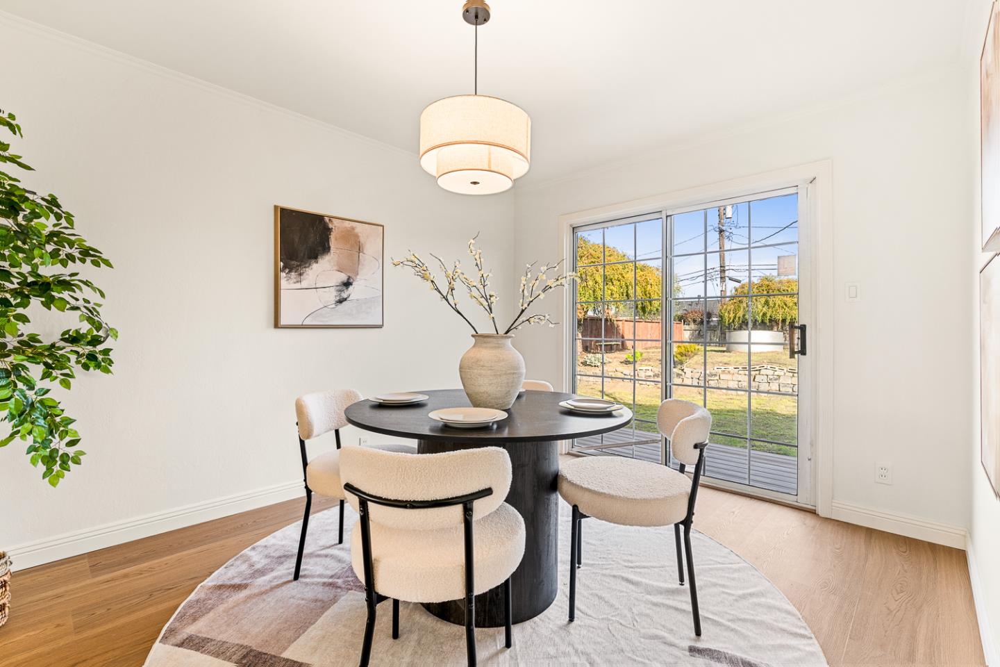 Detail Gallery Image 12 of 47 For 120 Greenwood Dr, South San Francisco,  CA 94080 - 3 Beds | 1 Baths