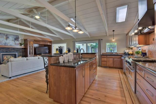 Detail Gallery Image 11 of 32 For 1957 James Pl, San Jose,  CA 95125 - 4 Beds | 3/1 Baths