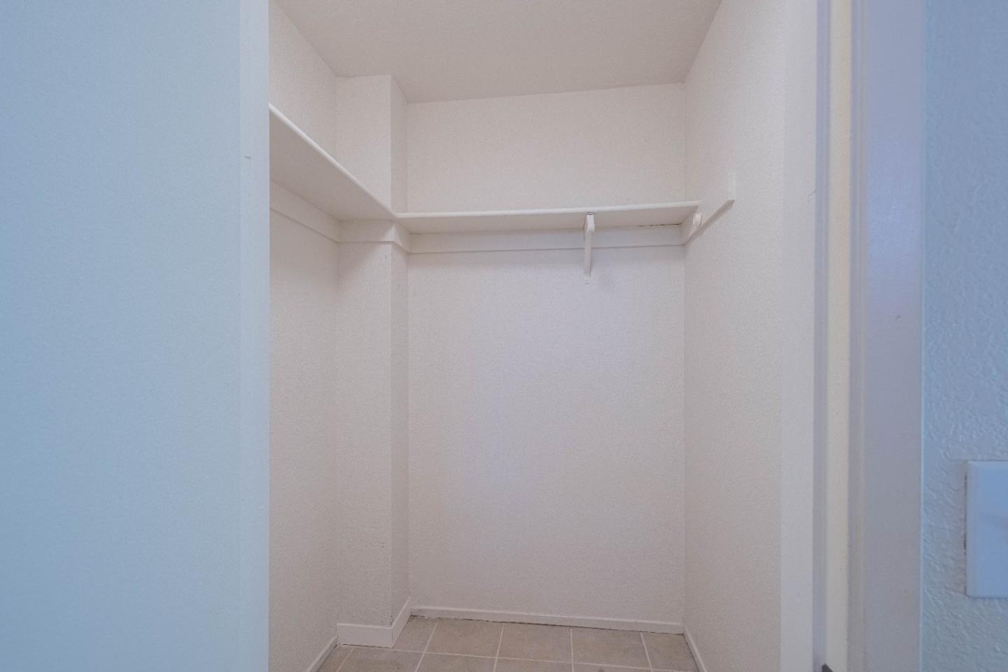 Detail Gallery Image 16 of 27 For 720 Clearview Dr, Hollister,  CA 95023 - 3 Beds | 2 Baths