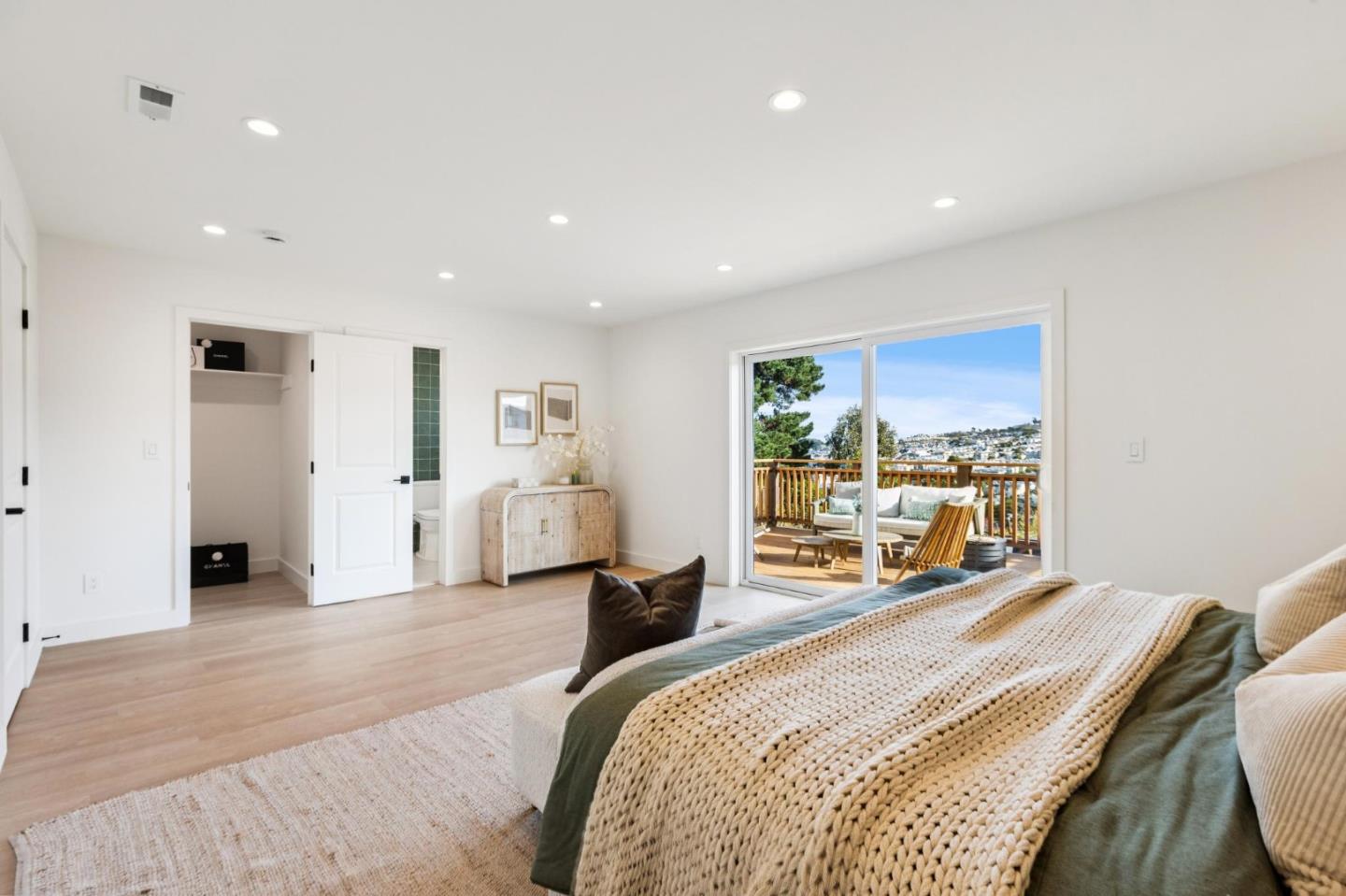 Detail Gallery Image 64 of 94 For 2629 San Jose Ave, San Francisco,  CA 94112 - 3 Beds | 2 Baths