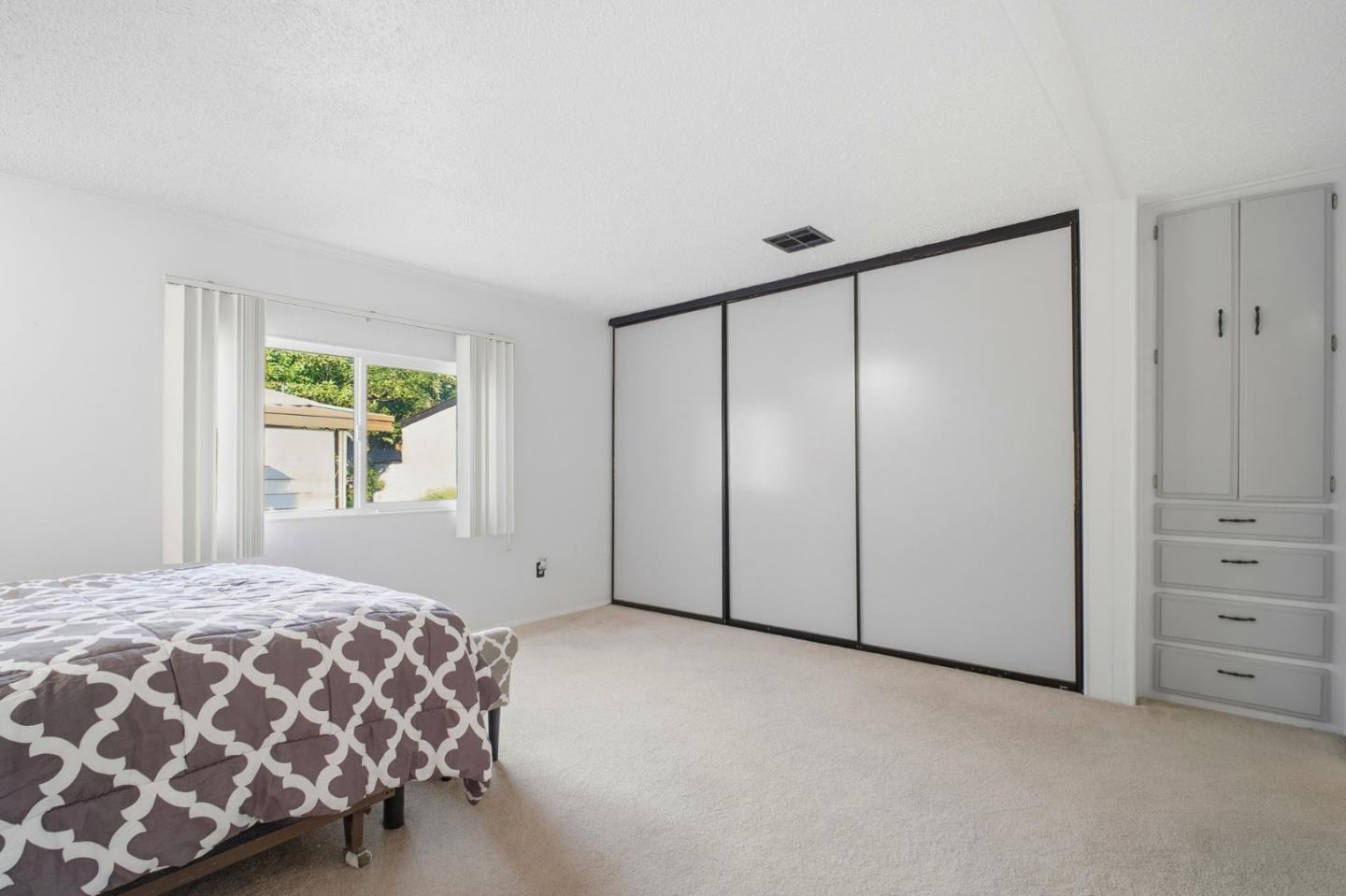 Detail Gallery Image 14 of 24 For 29372 Providence Way #111,  Hayward,  CA 94544 - 2 Beds | 2 Baths