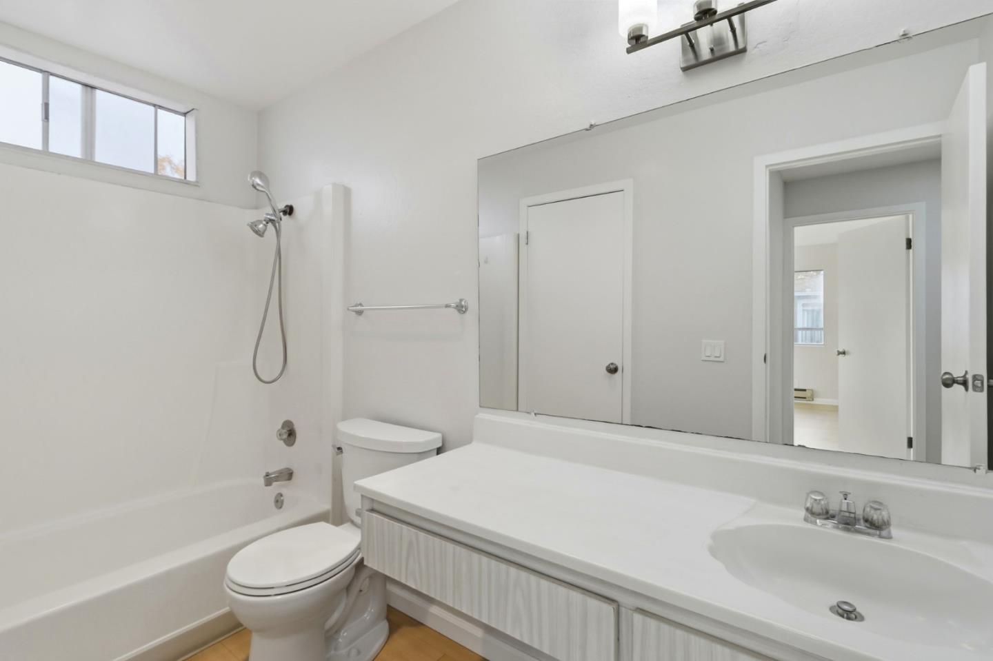 Detail Gallery Image 17 of 27 For 1107 Reed Ave #C,  Sunnyvale,  CA 94086 - 2 Beds | 1 Baths