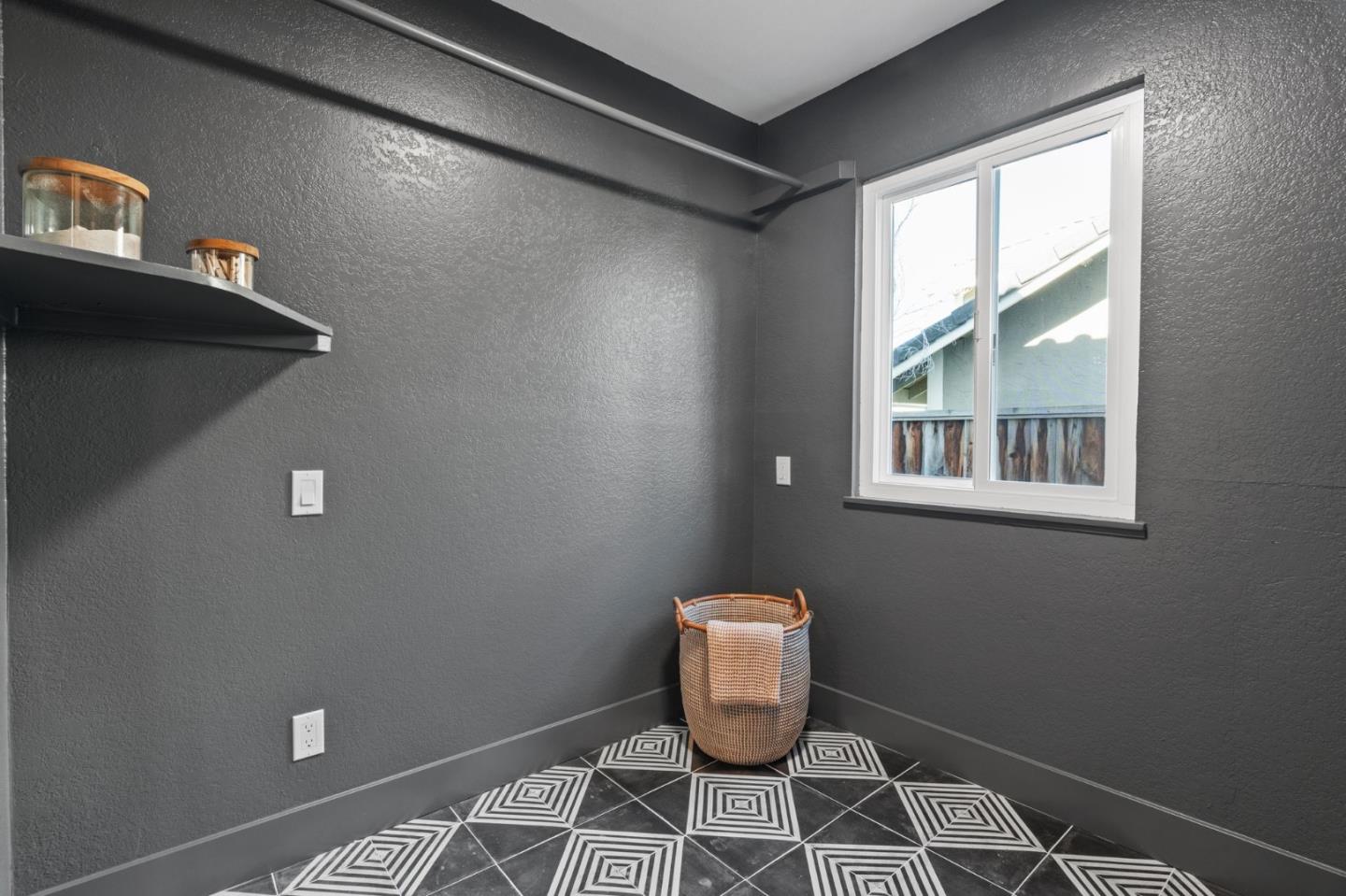 Detail Gallery Image 19 of 54 For 1390 Pierce Ranch Rd, San Jose,  CA 95120 - 4 Beds | 2/1 Baths