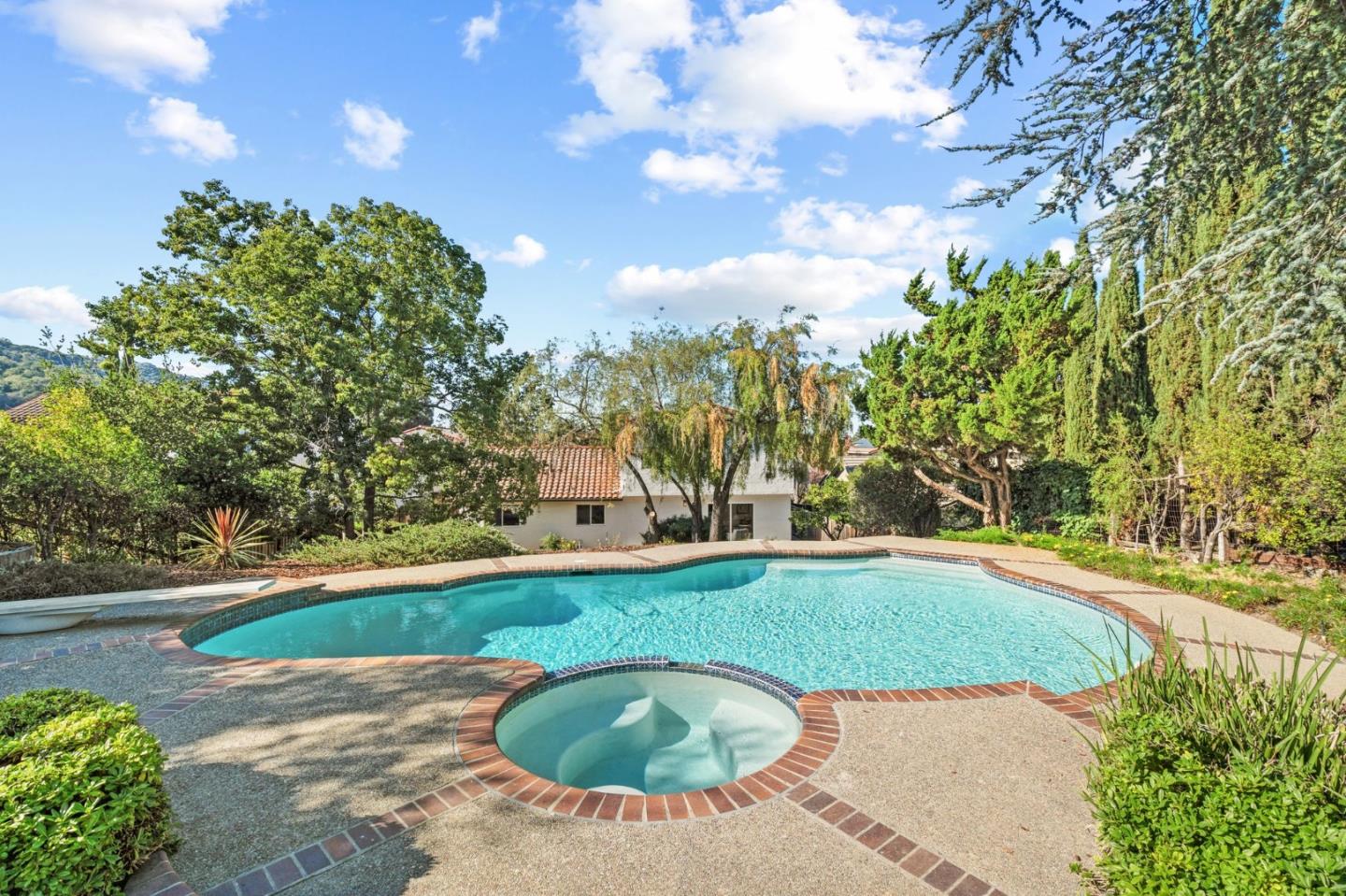 Detail Gallery Image 43 of 54 For 1390 Pierce Ranch Rd, San Jose,  CA 95120 - 4 Beds | 2/1 Baths