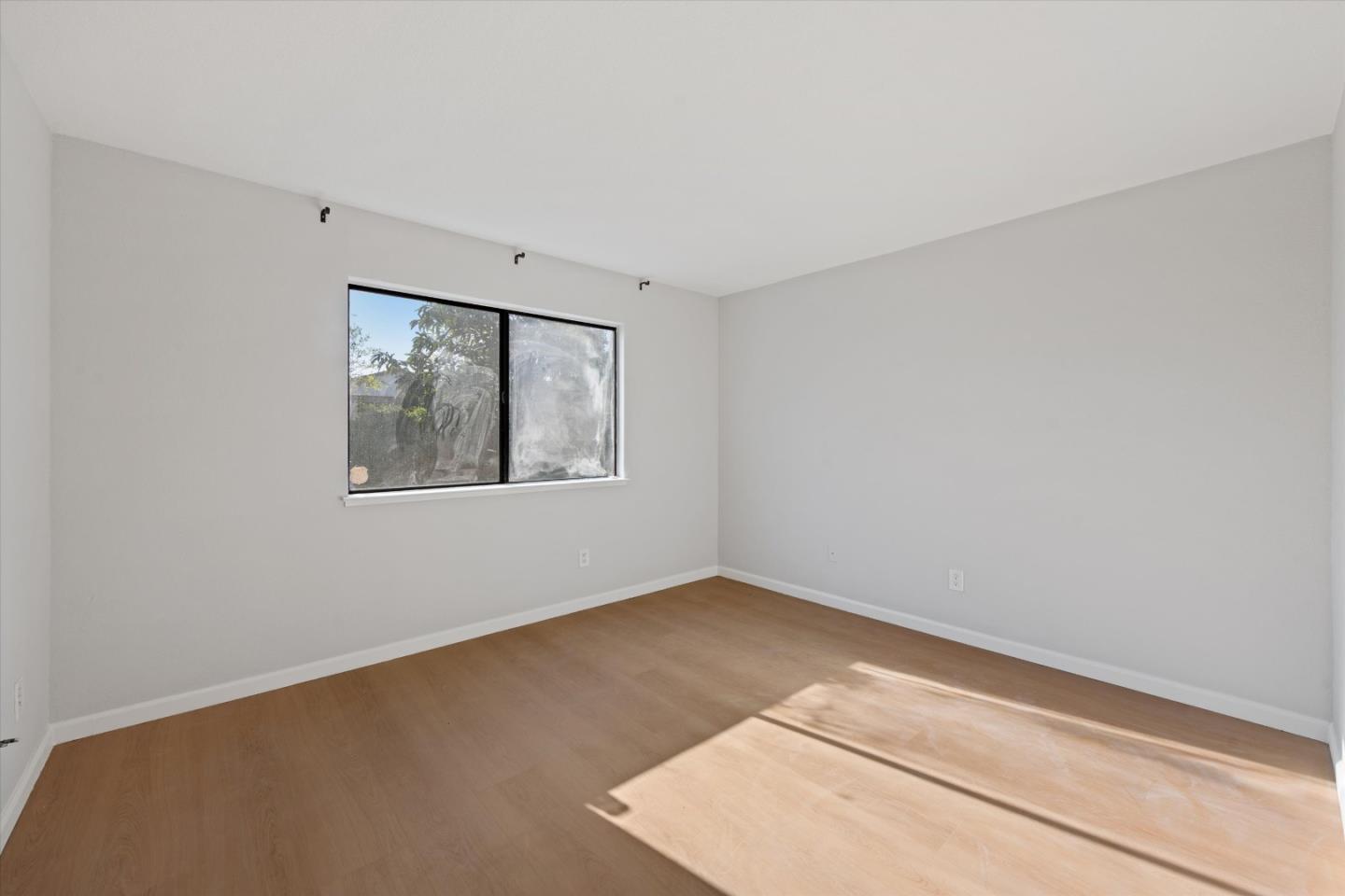 Detail Gallery Image 14 of 22 For 2816 Croft Dr, San Jose,  CA 95148 - 3 Beds | 2 Baths