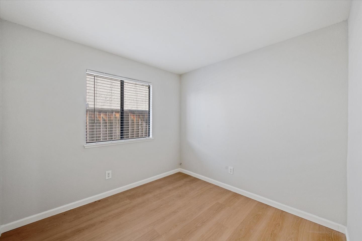 Detail Gallery Image 9 of 22 For 2816 Croft Dr, San Jose,  CA 95148 - 3 Beds | 2 Baths