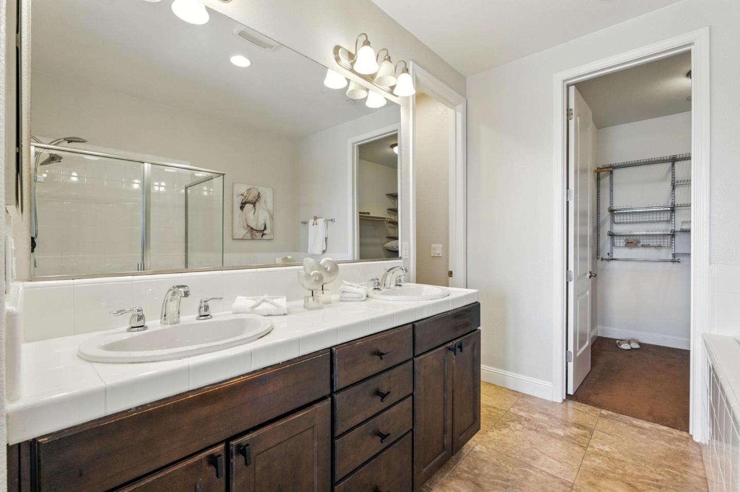 Detail Gallery Image 13 of 15 For 636 Fan Tail Way #905,  Redwood City,  CA 94063 - 2 Beds | 2/1 Baths