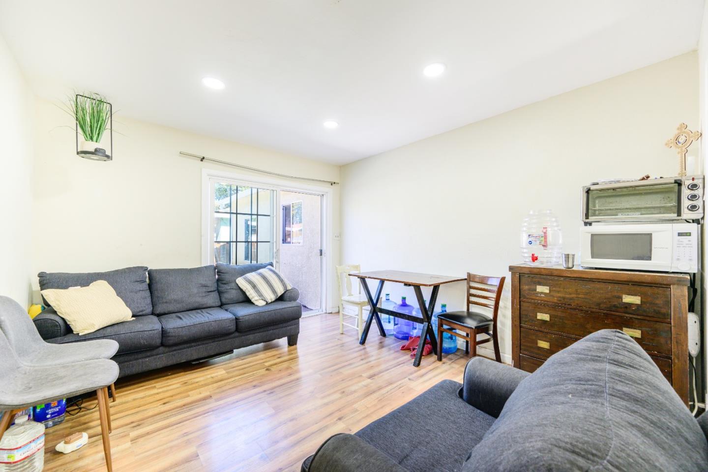 Detail Gallery Image 14 of 49 For 16829 Daryl Ave, San Lorenzo,  CA 94580 - 4 Beds | 2 Baths