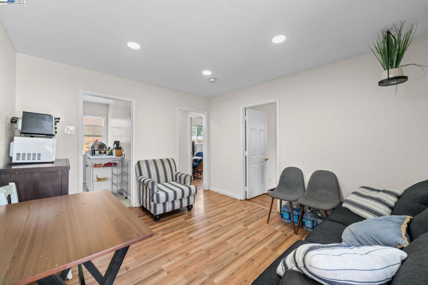 Detail Gallery Image 16 of 49 For 16829 Daryl Ave, San Lorenzo,  CA 94580 - 4 Beds | 2 Baths