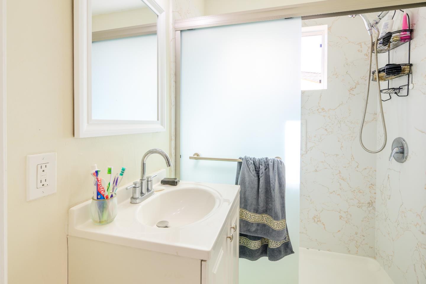 Detail Gallery Image 34 of 49 For 16829 Daryl Ave, San Lorenzo,  CA 94580 - 4 Beds | 2 Baths