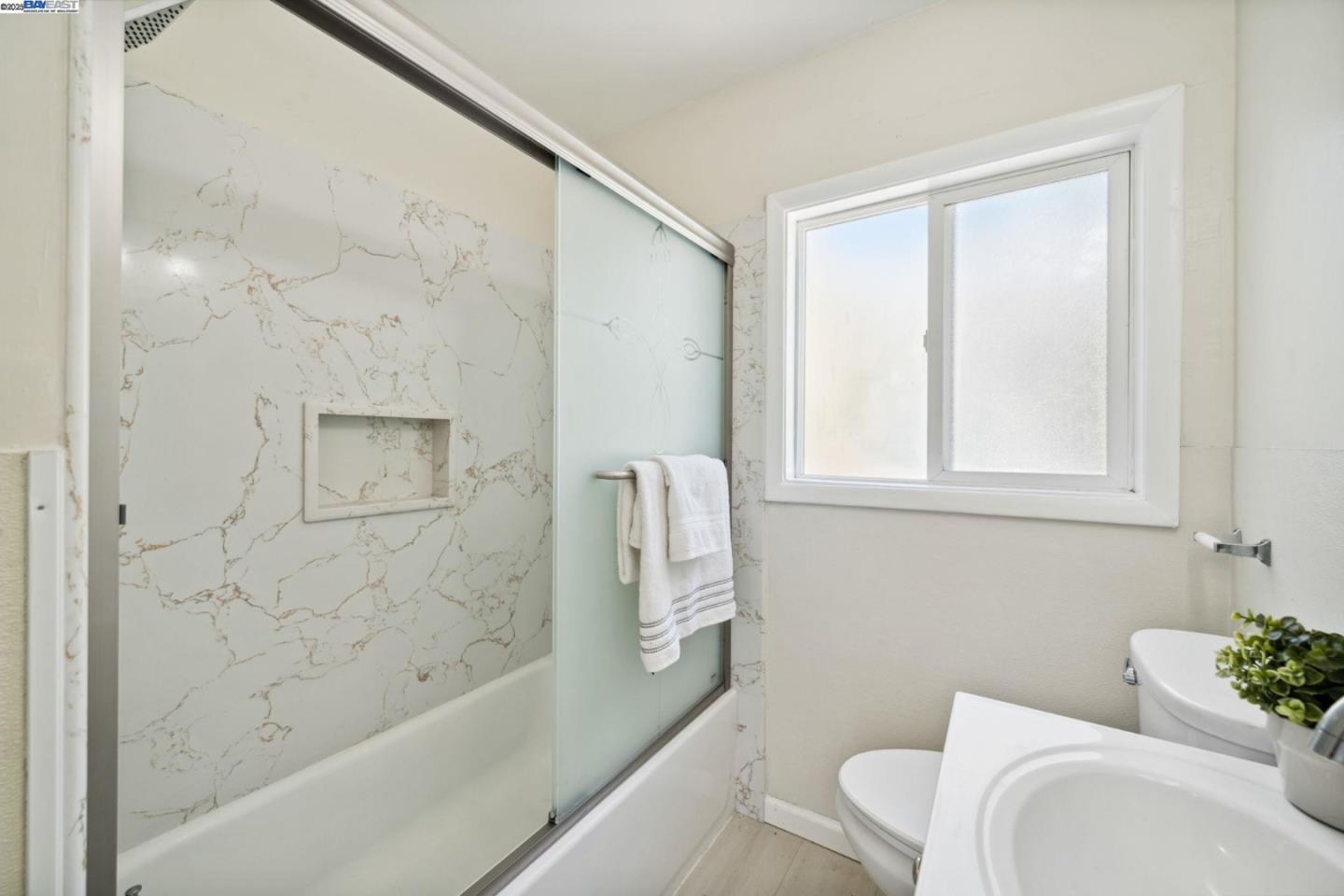 Detail Gallery Image 37 of 49 For 16829 Daryl Ave, San Lorenzo,  CA 94580 - 4 Beds | 2 Baths