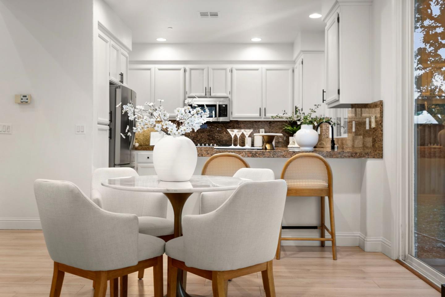 Detail Gallery Image 17 of 46 For 34298 Torrey Pine Ln, Union City,  CA 94587 - 4 Beds | 3 Baths