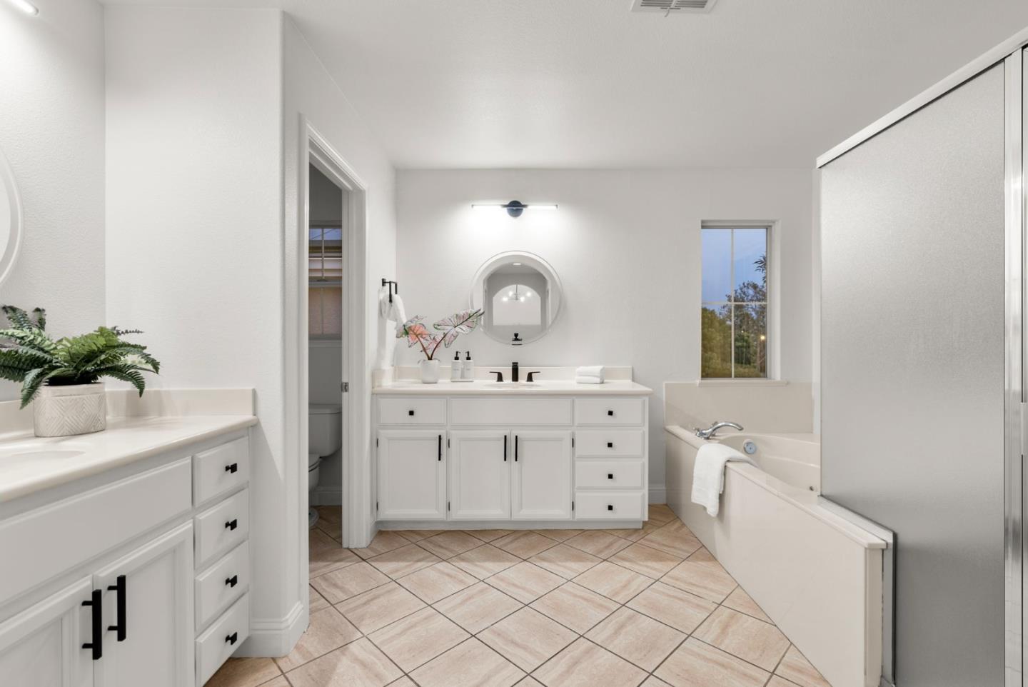 Detail Gallery Image 34 of 46 For 34298 Torrey Pine Ln, Union City,  CA 94587 - 4 Beds | 3 Baths