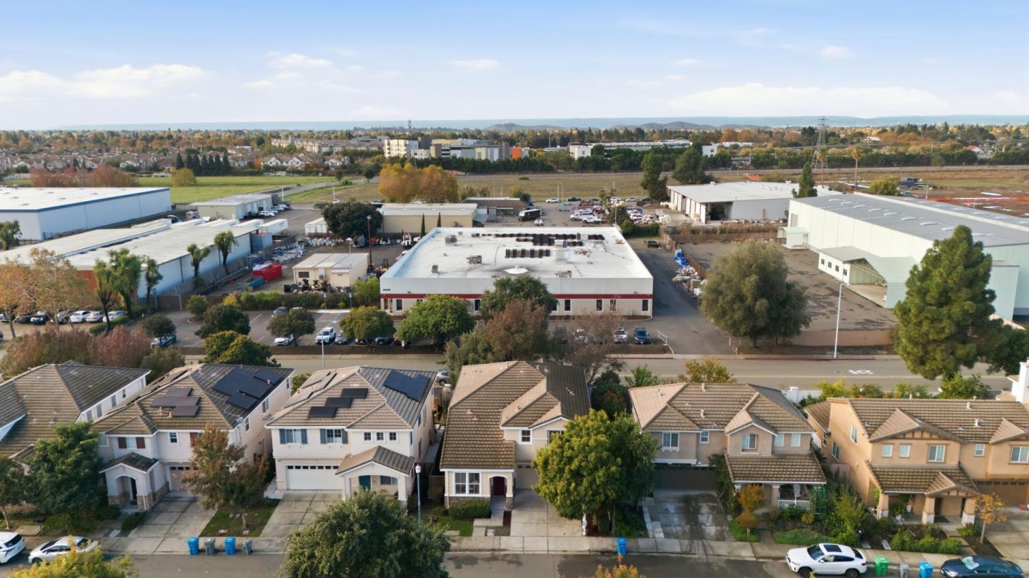 Detail Gallery Image 42 of 46 For 34298 Torrey Pine Ln, Union City,  CA 94587 - 4 Beds | 3 Baths