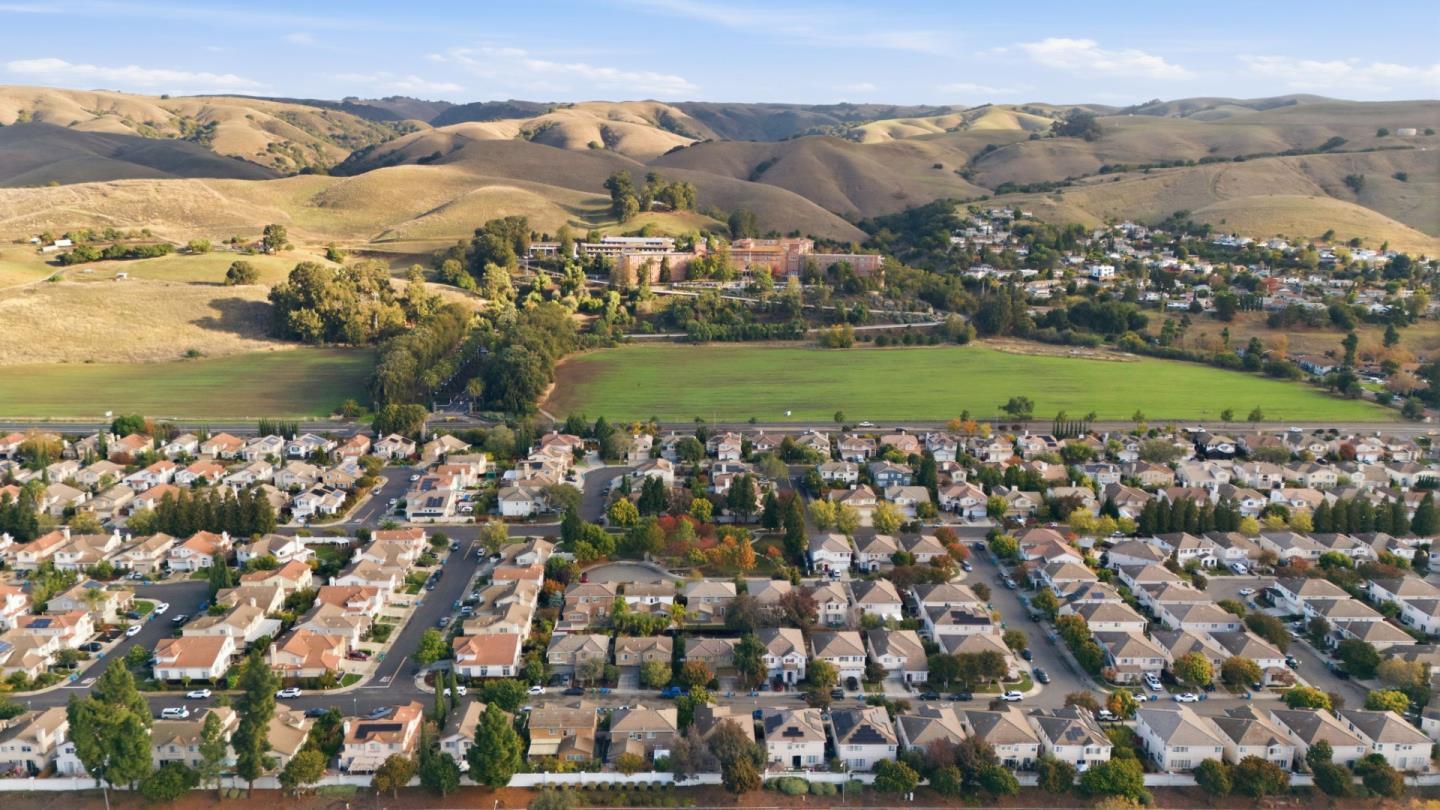 Detail Gallery Image 43 of 46 For 34298 Torrey Pine Ln, Union City,  CA 94587 - 4 Beds | 3 Baths