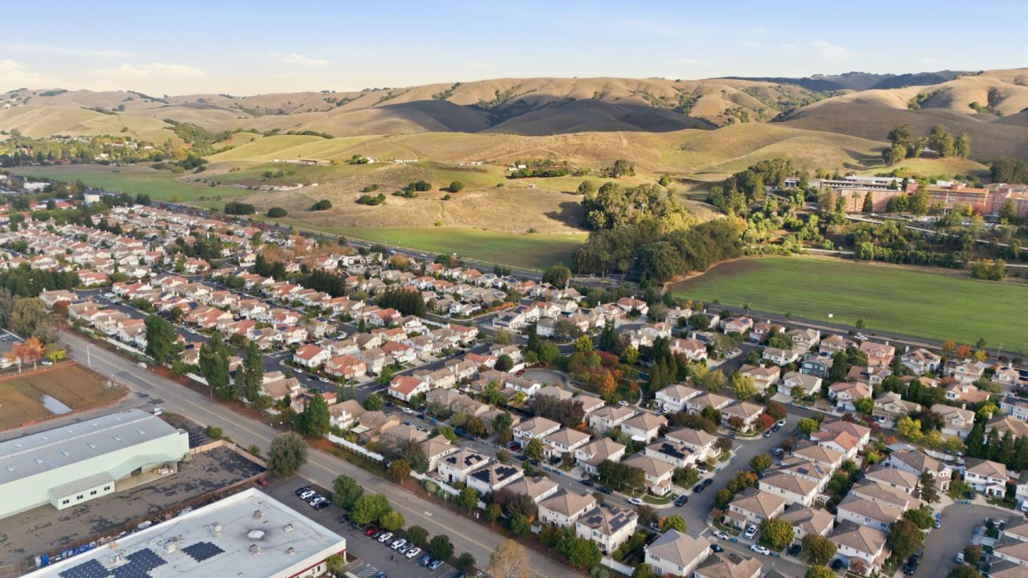 Detail Gallery Image 44 of 46 For 34298 Torrey Pine Ln, Union City,  CA 94587 - 4 Beds | 3 Baths