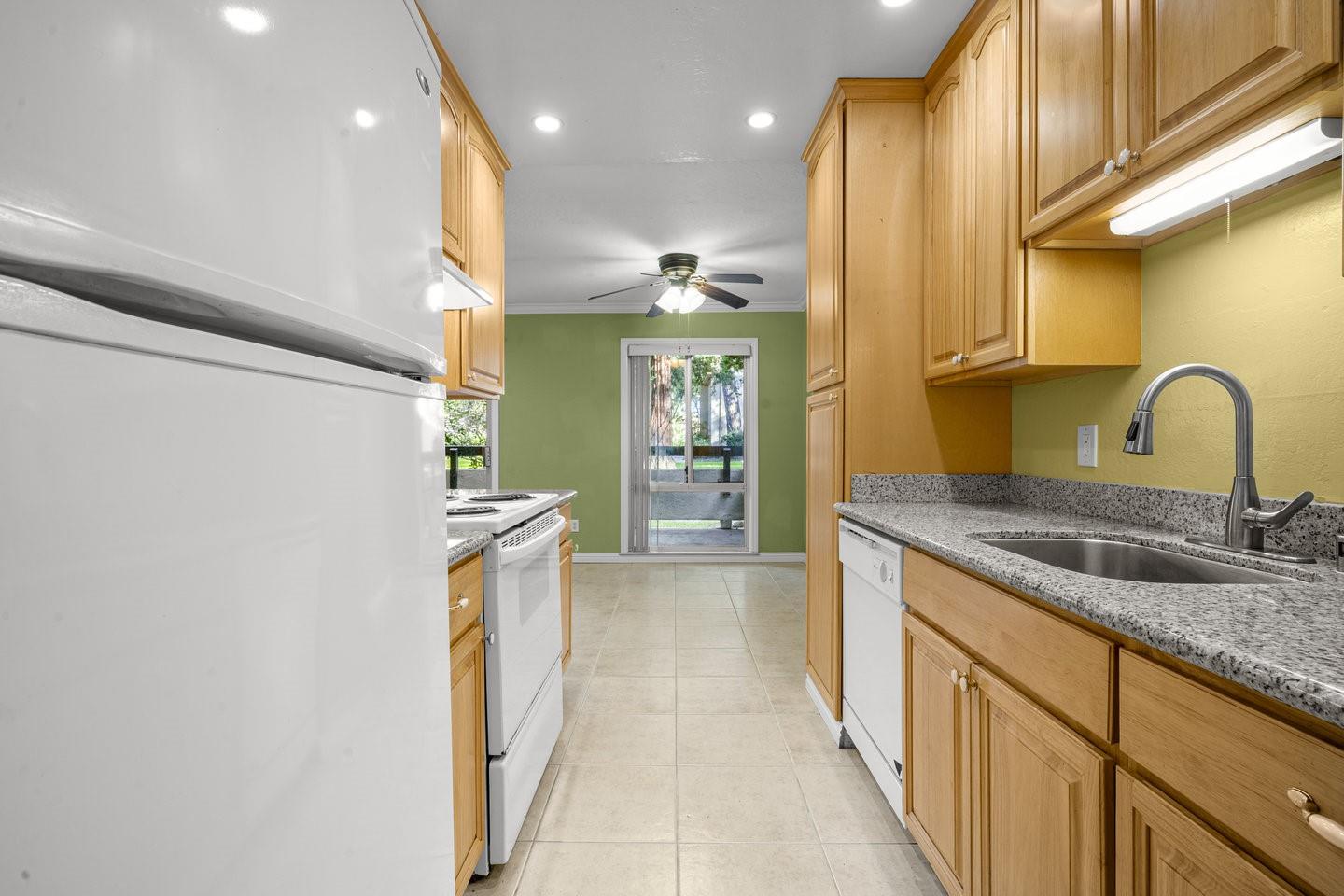 Detail Gallery Image 9 of 43 For 312 Tradewinds Dr #3,  San Jose,  CA 95123 - 2 Beds | 2 Baths