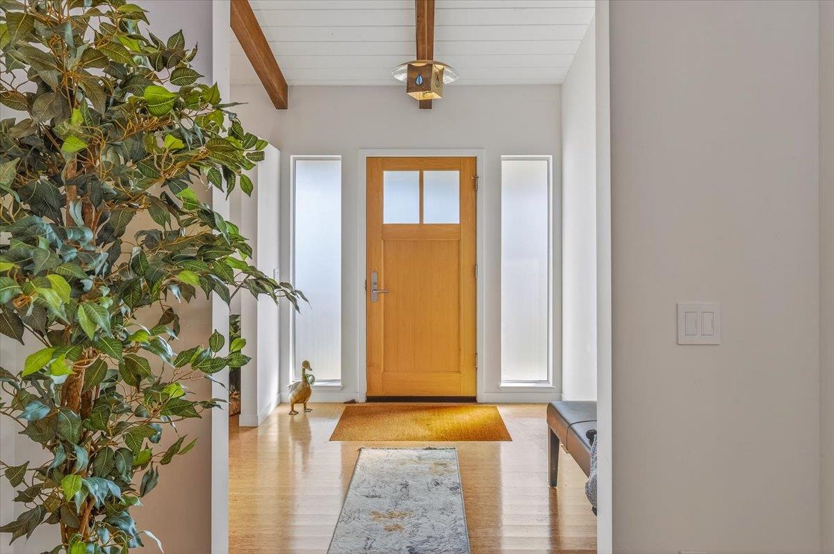 Detail Gallery Image 10 of 45 For 142 11th St, Pacific Grove,  CA 93950 - 2 Beds | 2 Baths