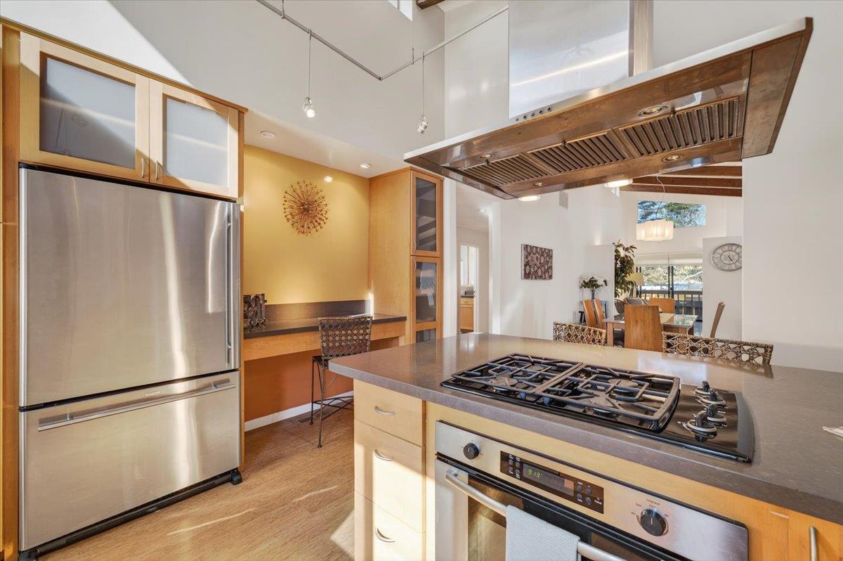 Detail Gallery Image 23 of 45 For 142 11th St, Pacific Grove,  CA 93950 - 2 Beds | 2 Baths