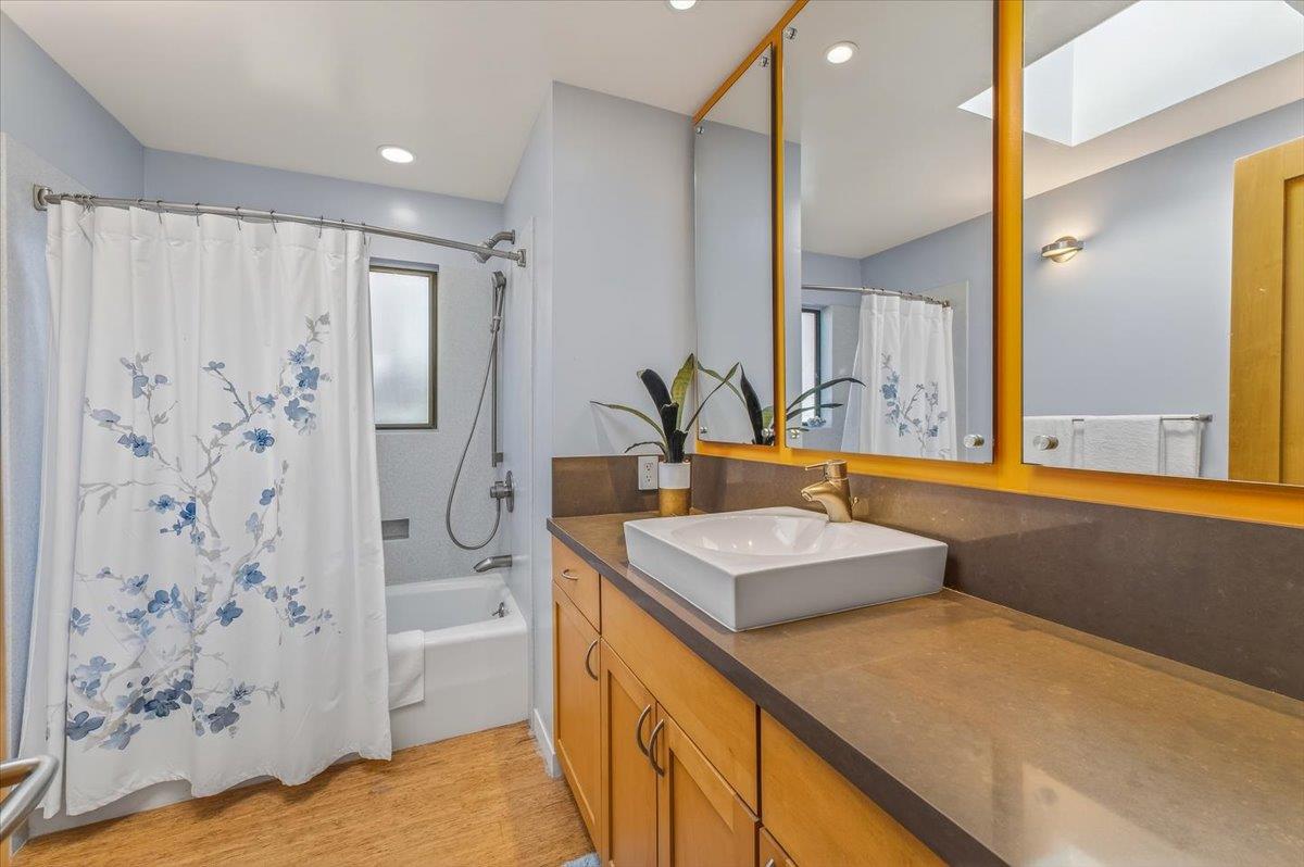 Detail Gallery Image 33 of 45 For 142 11th St, Pacific Grove,  CA 93950 - 2 Beds | 2 Baths