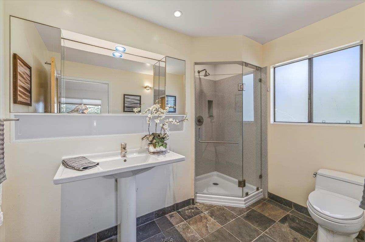 Detail Gallery Image 38 of 45 For 142 11th St, Pacific Grove,  CA 93950 - 2 Beds | 2 Baths