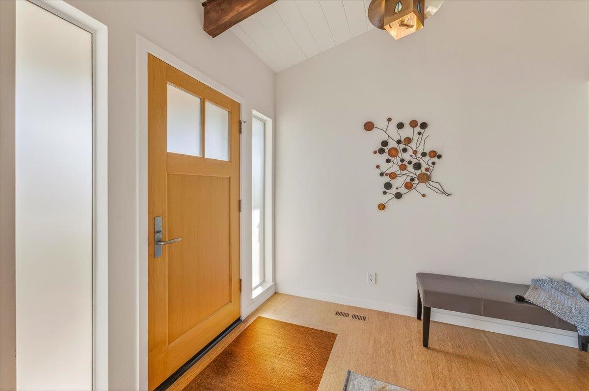 Detail Gallery Image 8 of 45 For 142 11th St, Pacific Grove,  CA 93950 - 2 Beds | 2 Baths