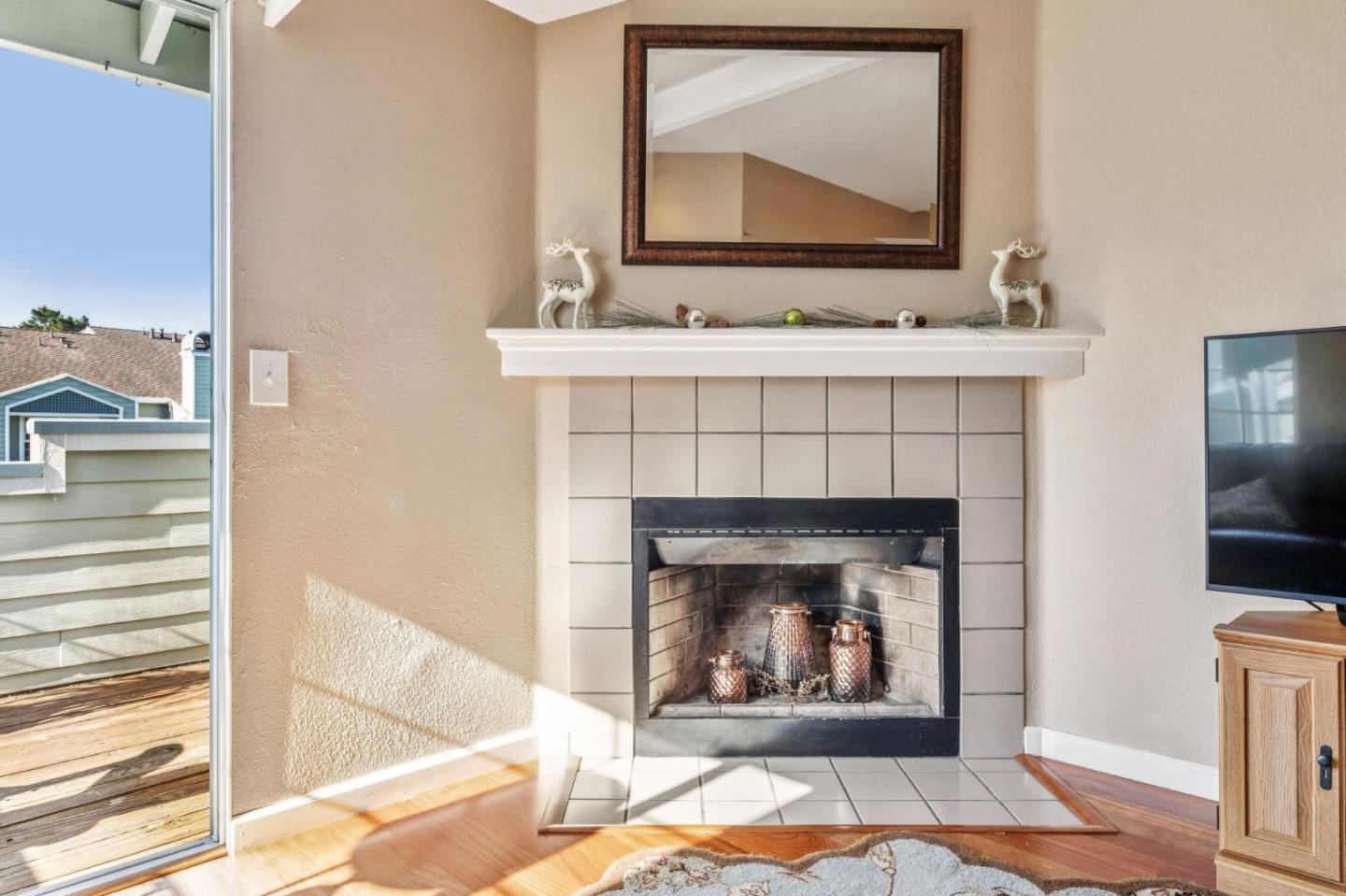 Detail Gallery Image 10 of 49 For 175 Troon Way, Half Moon Bay,  CA 94019 - 2 Beds | 2 Baths