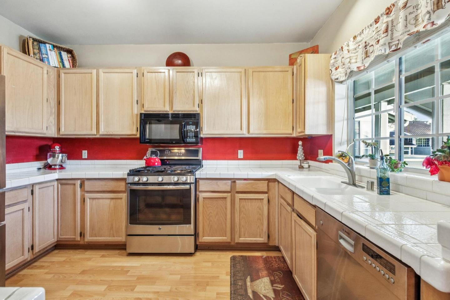 Detail Gallery Image 19 of 49 For 175 Troon Way, Half Moon Bay,  CA 94019 - 2 Beds | 2 Baths