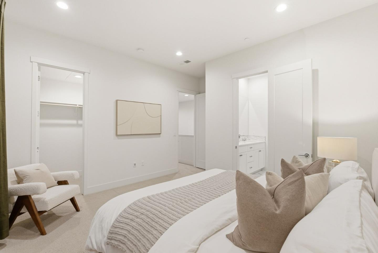 Detail Gallery Image 10 of 25 For 254 Terraine St, San Jose,  CA 95110 - 2 Beds | 2/1 Baths