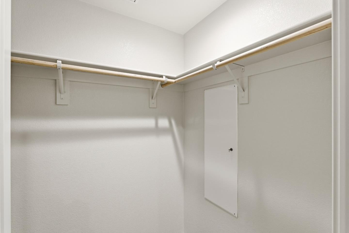 Detail Gallery Image 11 of 25 For 254 Terraine St, San Jose,  CA 95110 - 2 Beds | 2/1 Baths