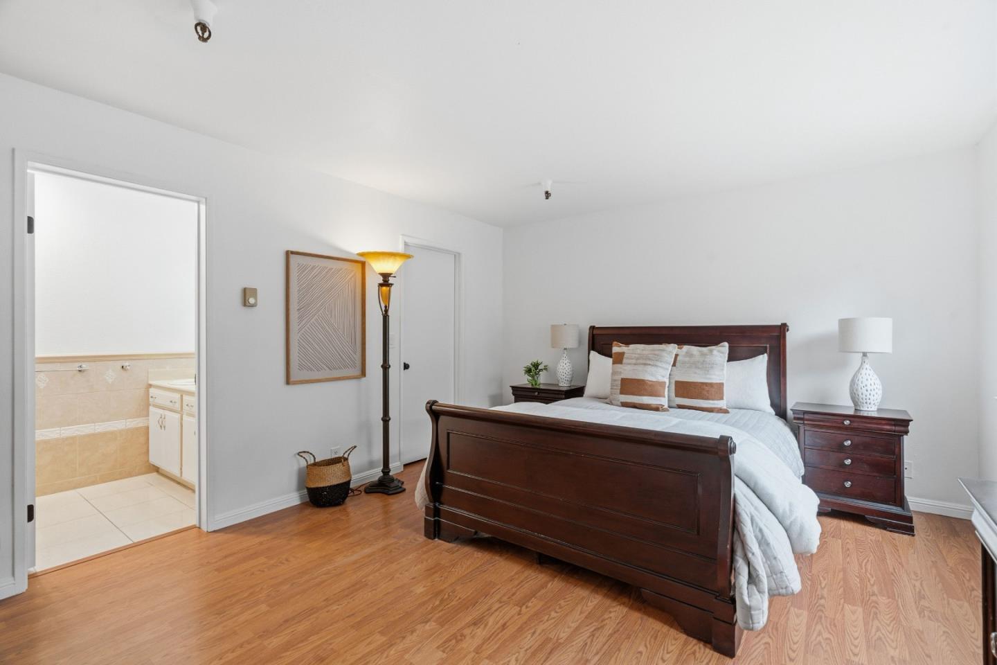 Detail Gallery Image 22 of 85 For 453 Alberto Way #D155,  Los Gatos,  CA 95032 - 3 Beds | 2 Baths