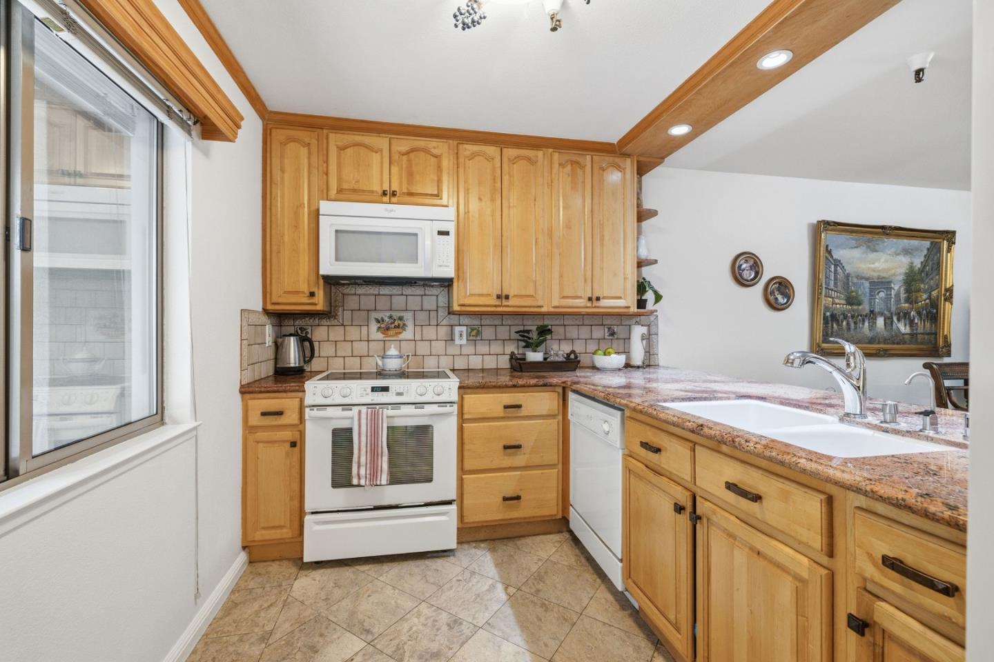 Detail Gallery Image 5 of 85 For 453 Alberto Way #D155,  Los Gatos,  CA 95032 - 3 Beds | 2 Baths