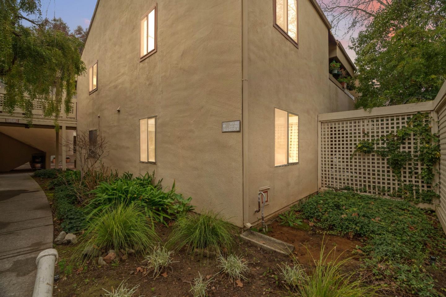 Detail Gallery Image 65 of 85 For 453 Alberto Way #D155,  Los Gatos,  CA 95032 - 3 Beds | 2 Baths