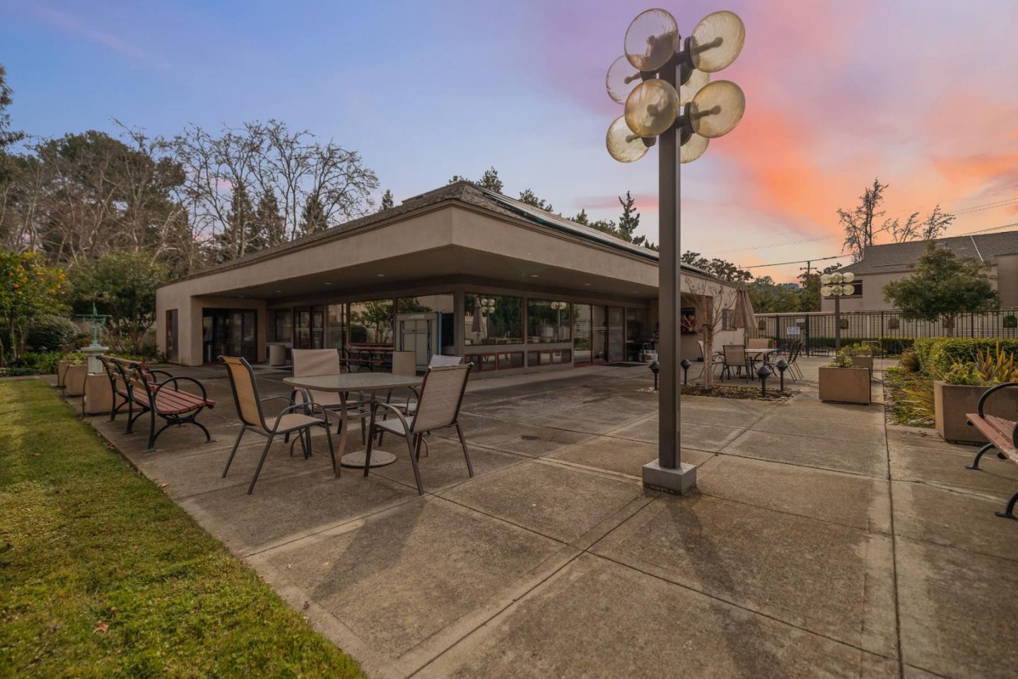 Detail Gallery Image 68 of 85 For 453 Alberto Way #D155,  Los Gatos,  CA 95032 - 3 Beds | 2 Baths