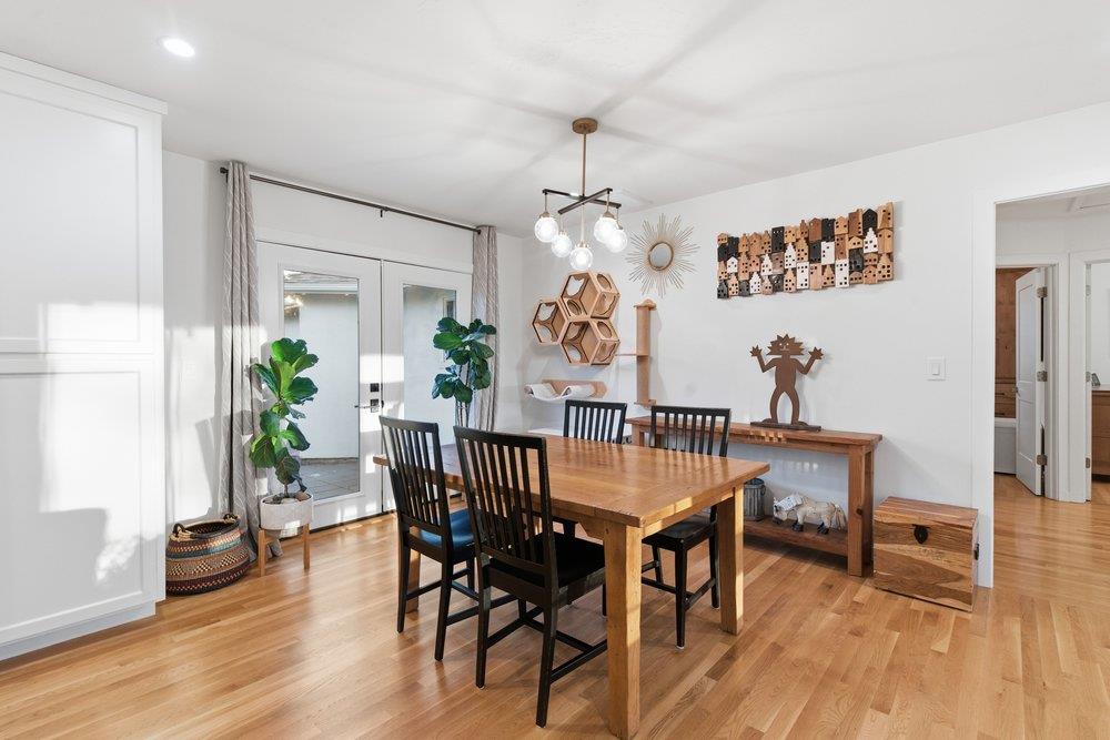 Detail Gallery Image 6 of 31 For 10500 Travis Ct, Gilroy,  CA 95020 - 3 Beds | 2 Baths