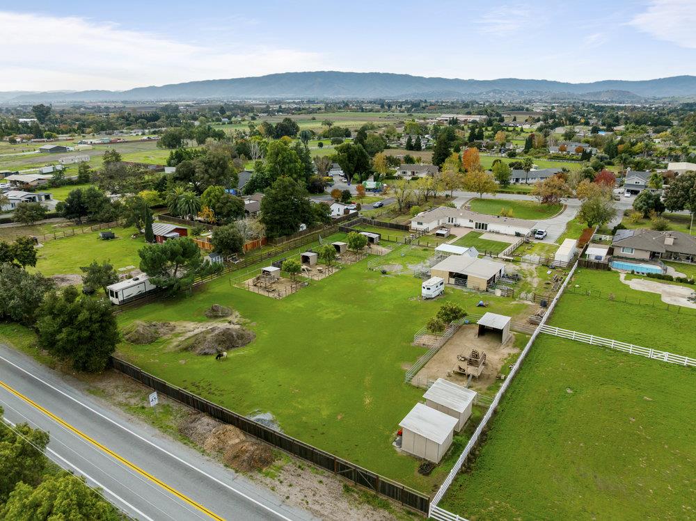 Detail Gallery Image 63 of 67 For 10500 Travis Ct, Gilroy,  CA 95020 - 3 Beds | 2 Baths
