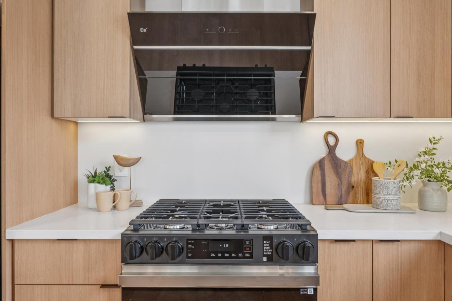 Detail Gallery Image 18 of 39 For 80 Highland Ave, Daly City,  CA 94015 - 3 Beds | 1 Baths