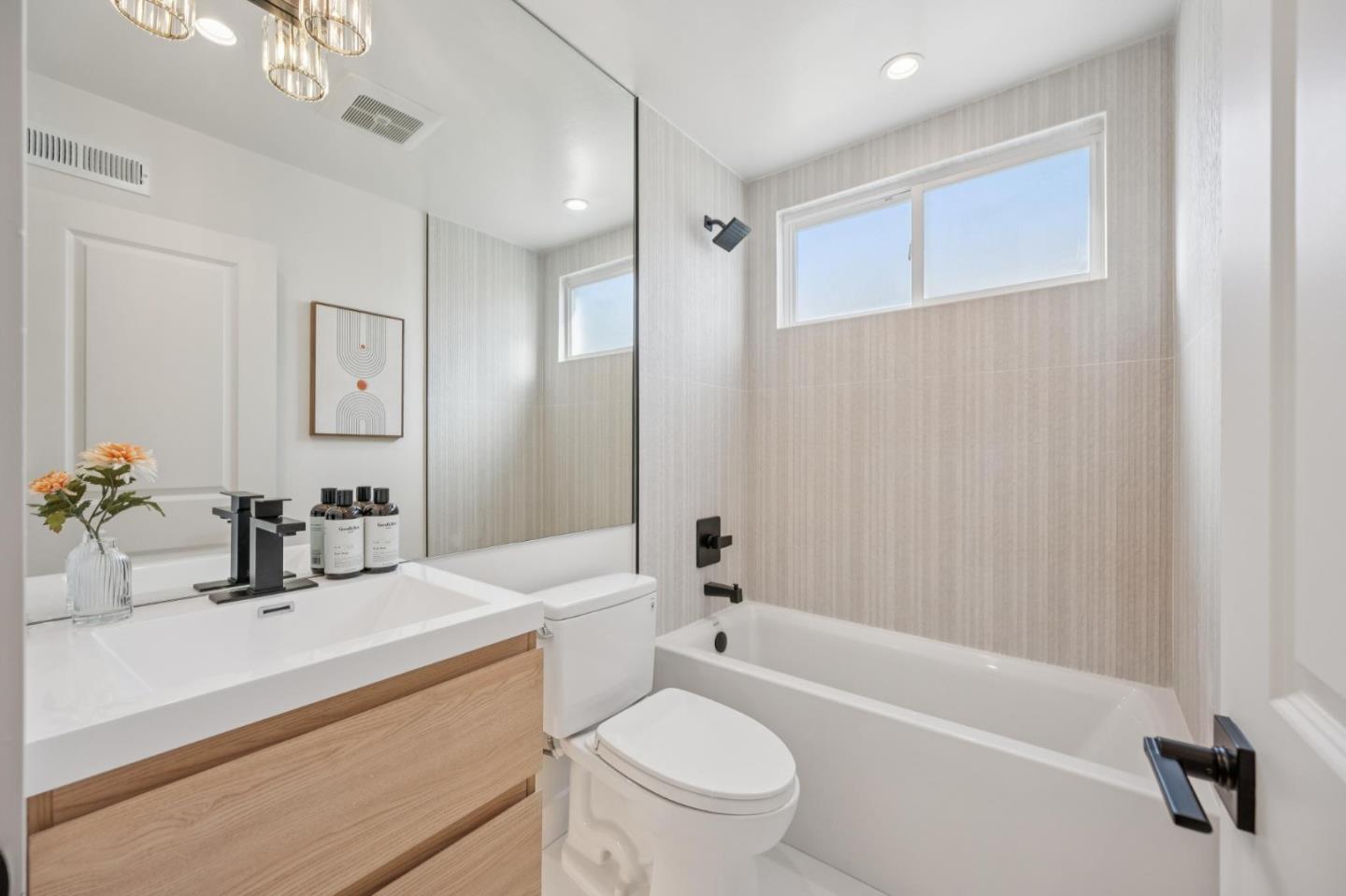 Detail Gallery Image 24 of 39 For 80 Highland Ave, Daly City,  CA 94015 - 3 Beds | 1 Baths