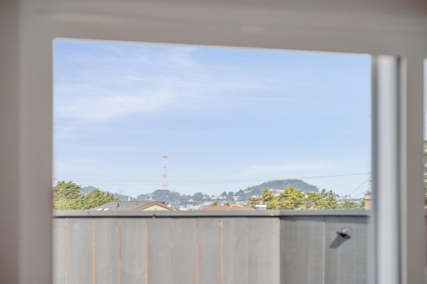 Detail Gallery Image 28 of 39 For 80 Highland Ave, Daly City,  CA 94015 - 3 Beds | 1 Baths