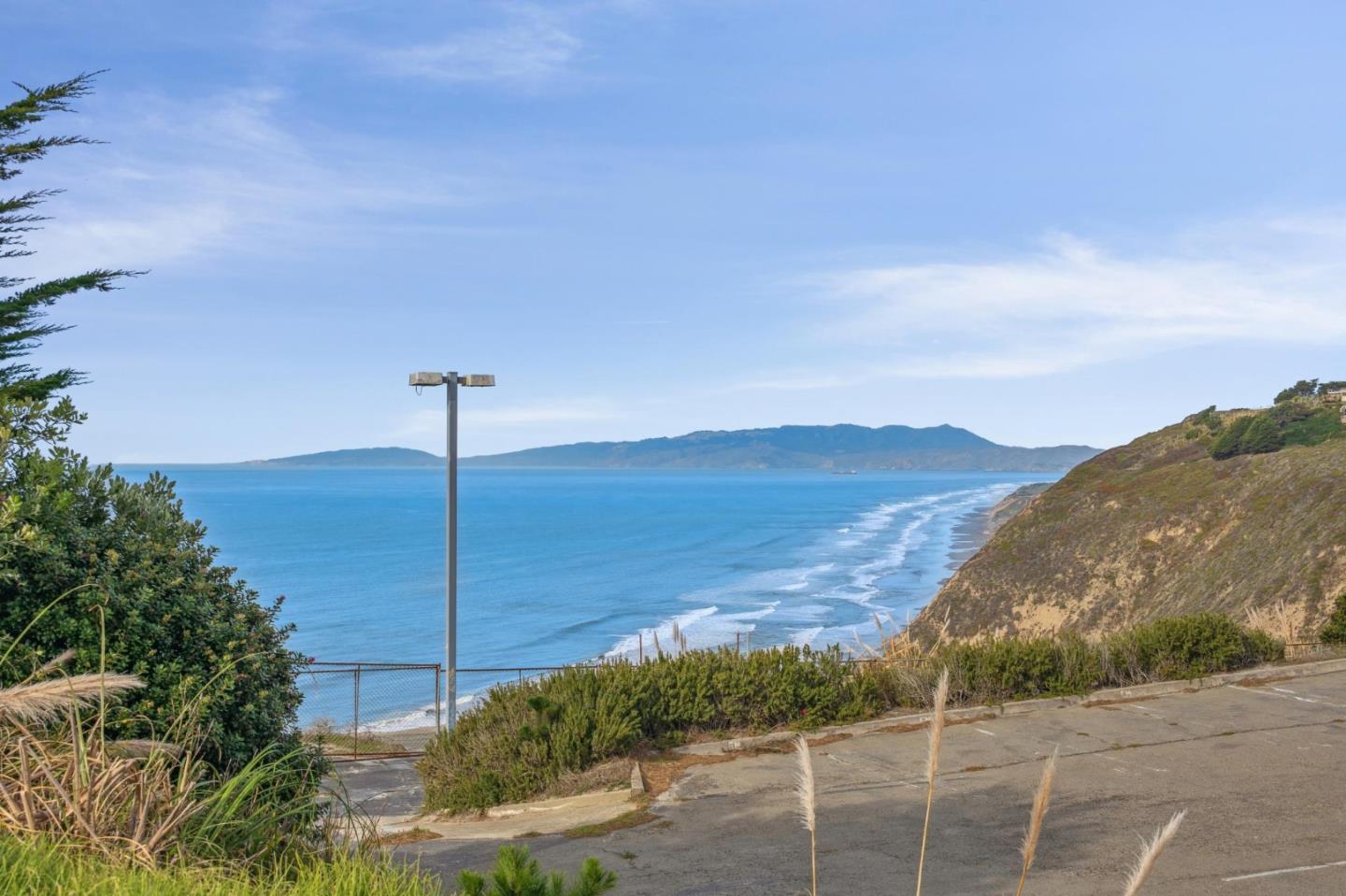 Detail Gallery Image 38 of 39 For 80 Highland Ave, Daly City,  CA 94015 - 3 Beds | 1 Baths