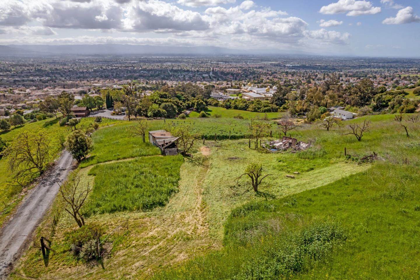 Detail Gallery Image 4 of 25 For 4234 Chaboya Rd, San Jose,  CA 95148 - 3 Beds | 2 Baths