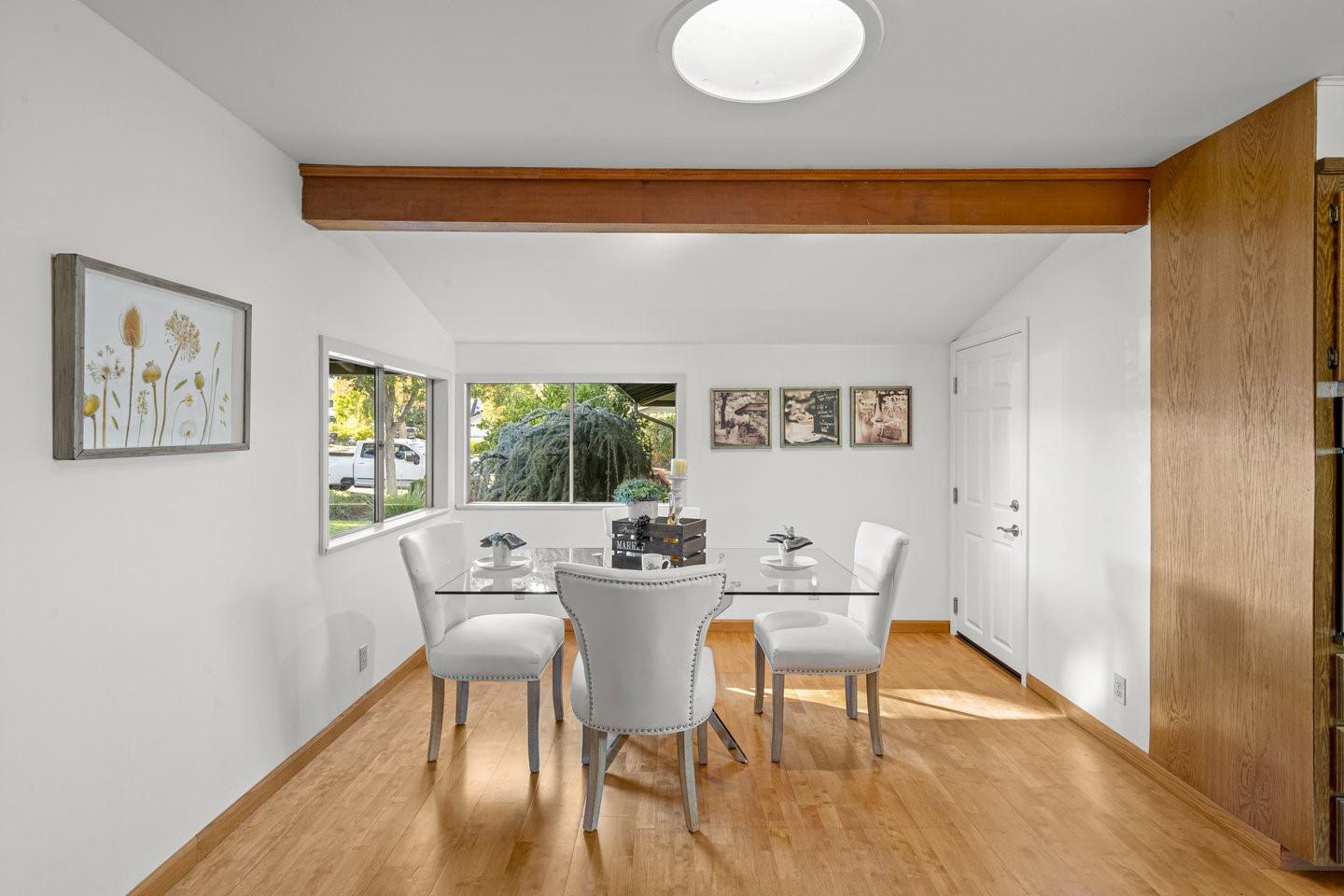 Detail Gallery Image 20 of 52 For 1446 La Crosse Dr, Sunnyvale,  CA 94087 - 3 Beds | 2 Baths