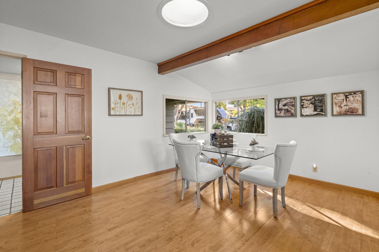 Detail Gallery Image 21 of 52 For 1446 La Crosse Dr, Sunnyvale,  CA 94087 - 3 Beds | 2 Baths