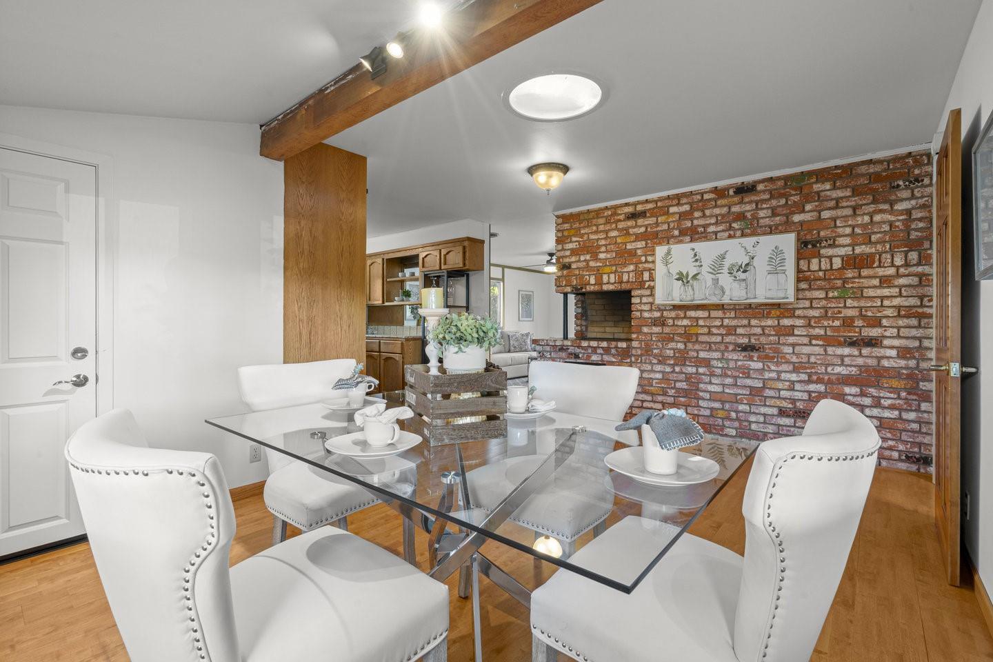 Detail Gallery Image 22 of 52 For 1446 La Crosse Dr, Sunnyvale,  CA 94087 - 3 Beds | 2 Baths