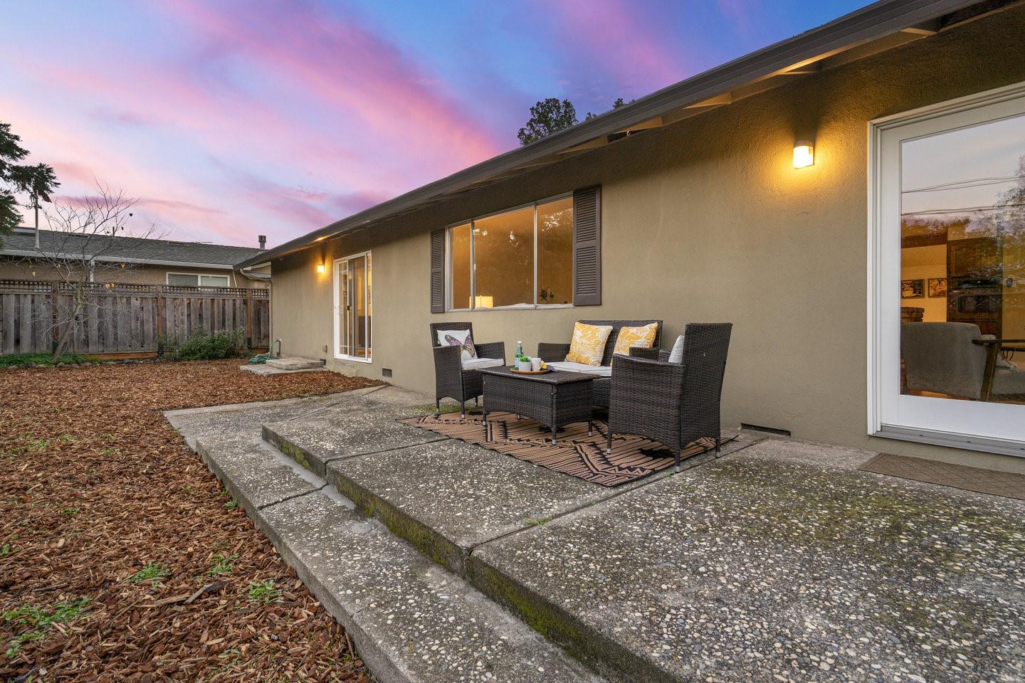 Detail Gallery Image 49 of 52 For 1446 La Crosse Dr, Sunnyvale,  CA 94087 - 3 Beds | 2 Baths