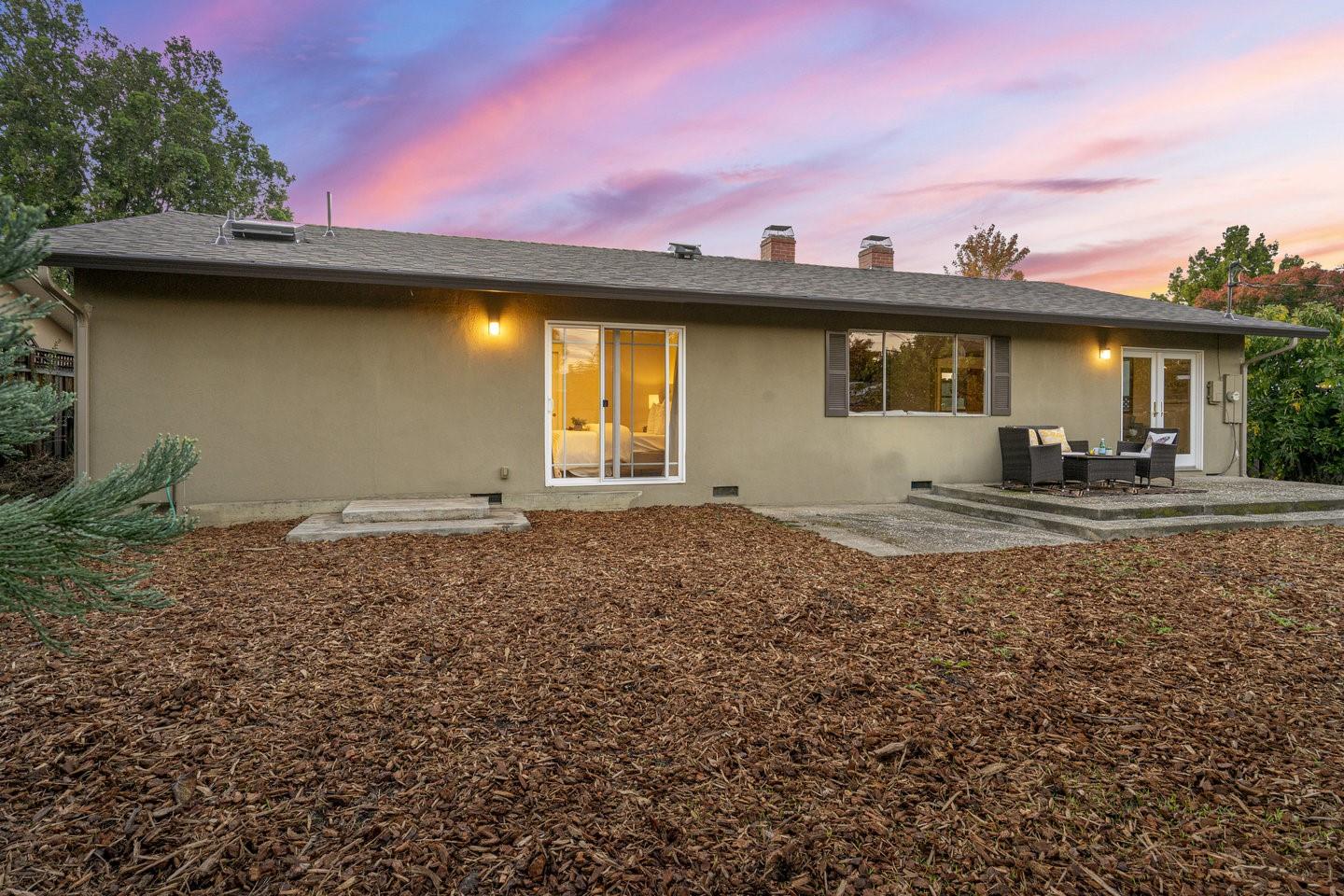 Detail Gallery Image 52 of 52 For 1446 La Crosse Dr, Sunnyvale,  CA 94087 - 3 Beds | 2 Baths